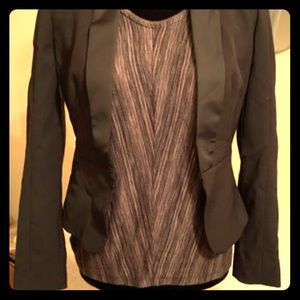 Women’s black H&M blazer